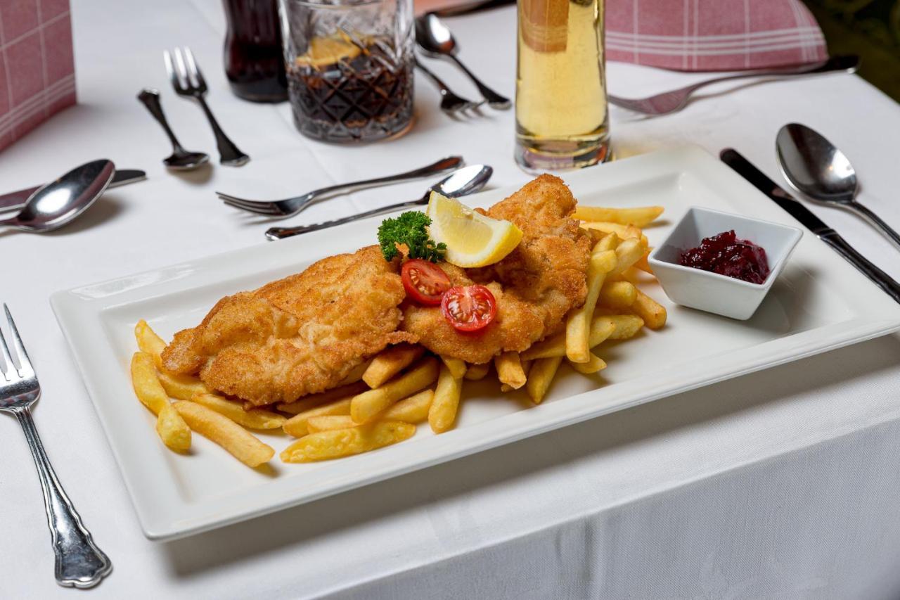 Restaurant Gaestehaus Wiesenheim Uderns Eksteriør billede
