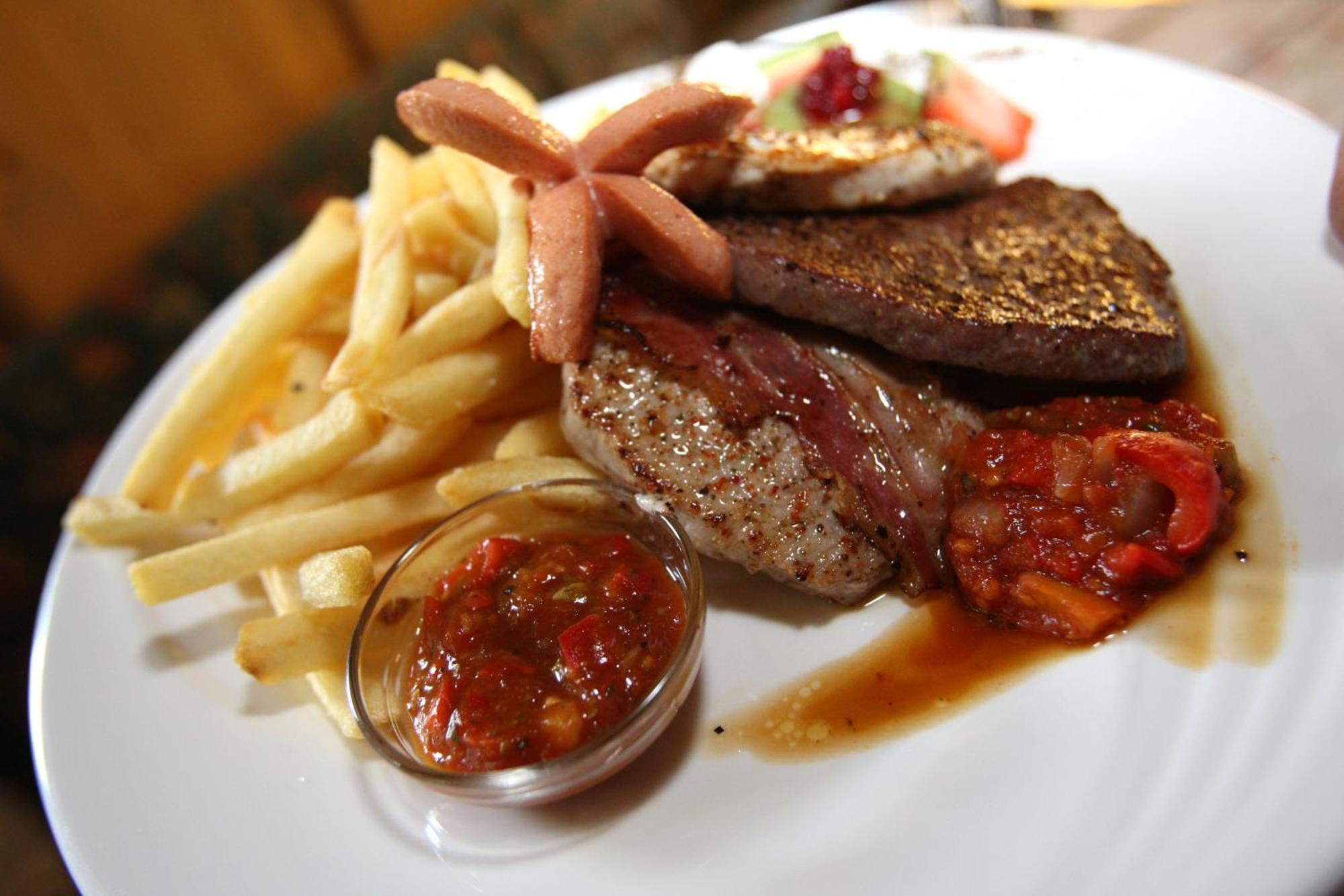 Restaurant Gaestehaus Wiesenheim Uderns Eksteriør billede