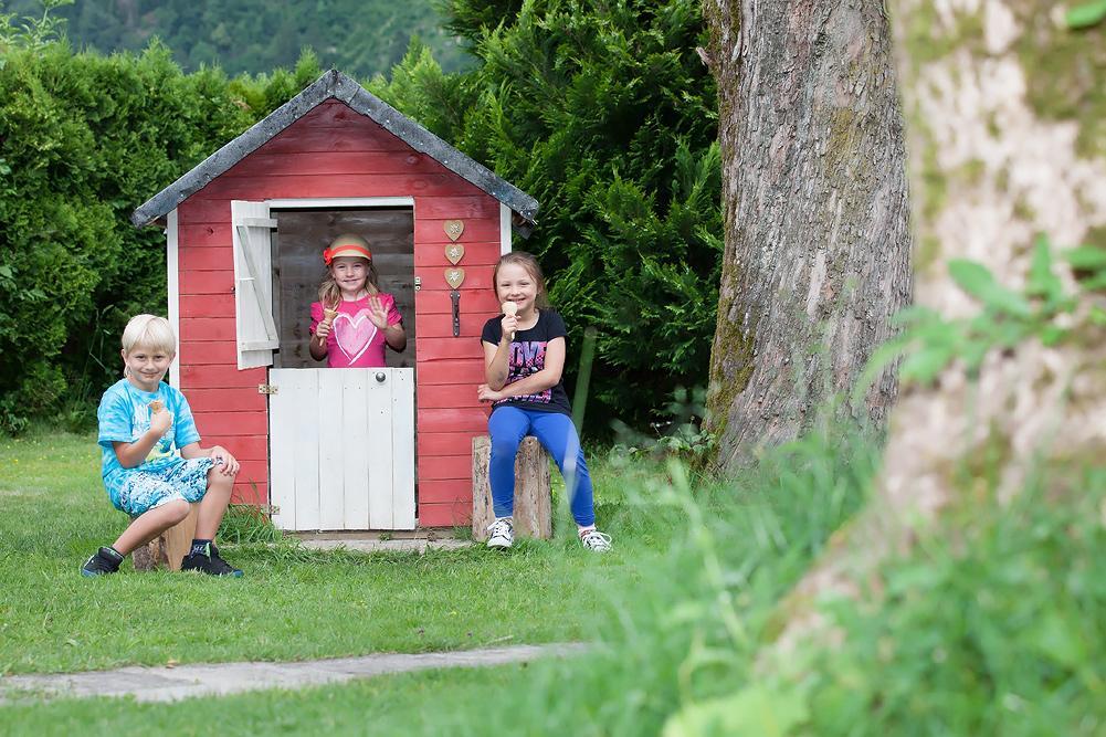 Restaurant Gaestehaus Wiesenheim Uderns Eksteriør billede